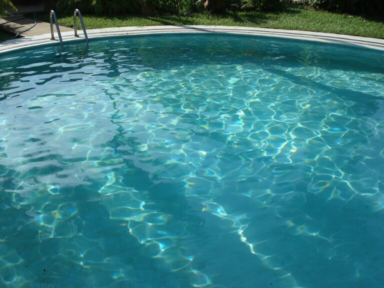 Los mejores consejos para el paisajismo de jardín con piscina